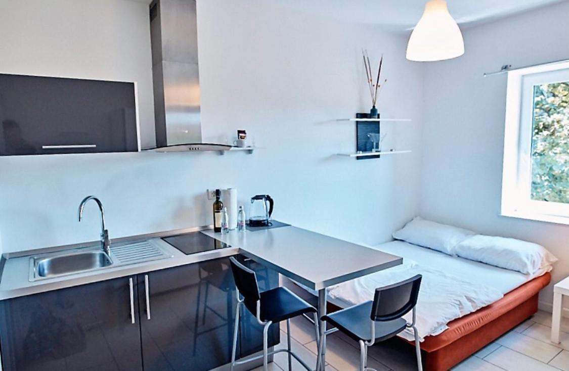 Apartments & Rooms Artemus Belveder Koper Pokoj fotografie